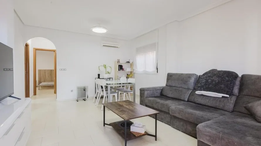 79m² apartment for sale, Torrevieja, Spain No. 1606 № 21