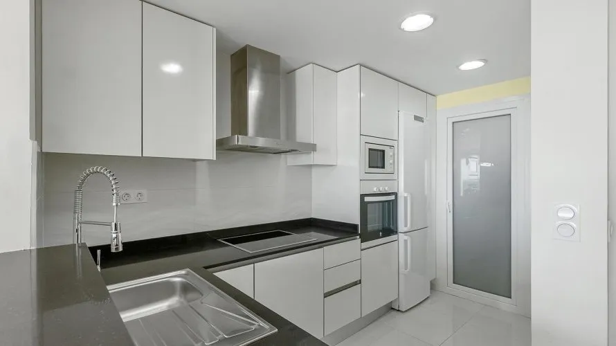 2 bedrooms penthouse for sale, Torrevieja, Spain No. 1626 № 5