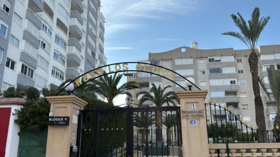 2 bedrooms apartment for sale, Villajoyosa, Spain No. 1706 № 15