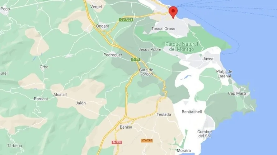 2 bedrooms apartment for sale, Denia, Spain No. 1234