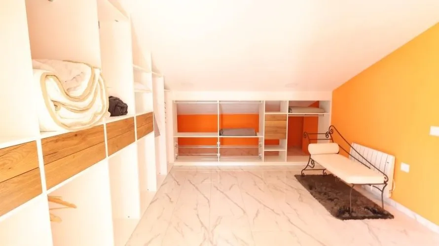 4 bedrooms apartment for sale, Villamartin, Spain No. 1481 № 9