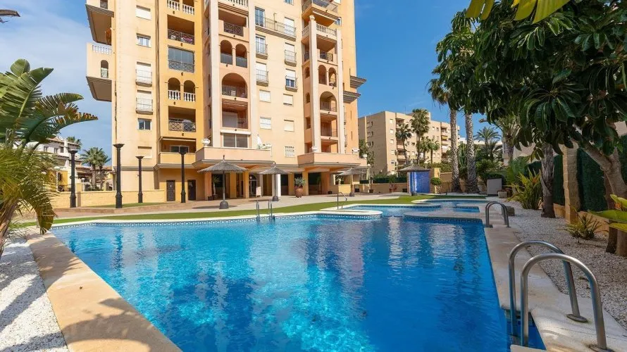 2 bedrooms apartment for sale, Torrevieja, Spain No. 1749
