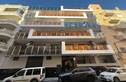 2 bedrooms apartment for sale, Torrevieja, Spain No. 1135
