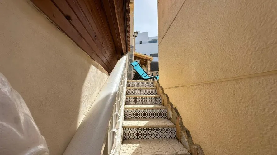 4 bedrooms apartment for sale, Torrevieja, Spain No. 1705 № 11