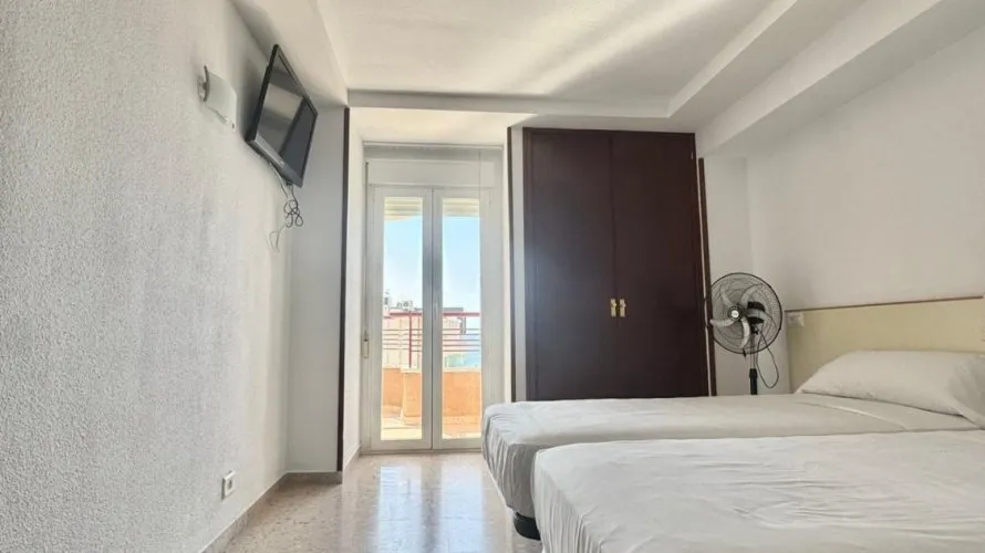 2 bedrooms apartment for sale, Benidorm, Spain No. 1511 № 4