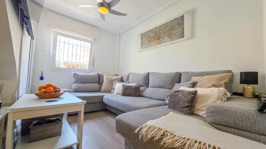 70m² apartment for sale, Los Balcones, Spain No. 1774 № 10
