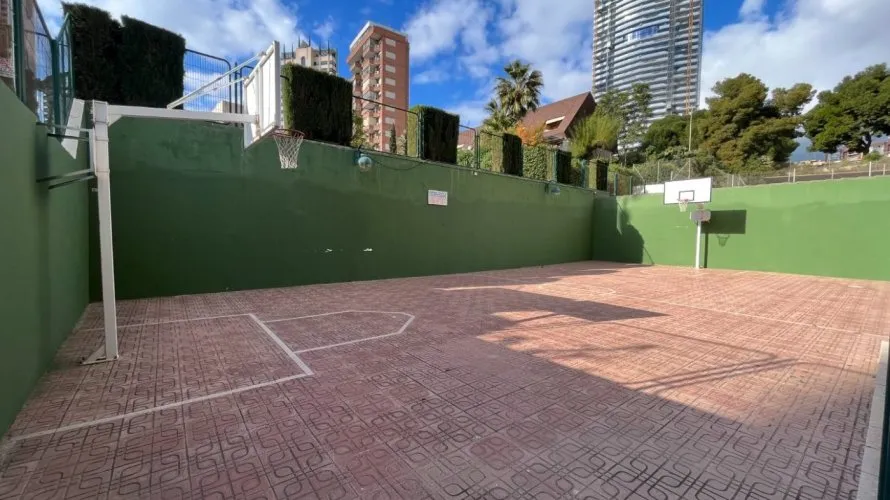 2 bedrooms apartment for sale, Benidorm, Spain No. 1250 № 1