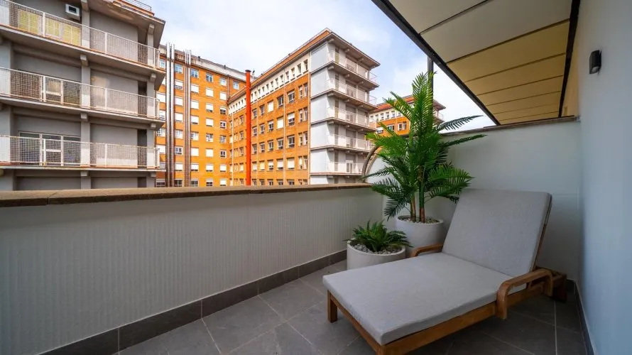 3 bedrooms apartment for sale, Madrid, Spain No. 1733 № 1