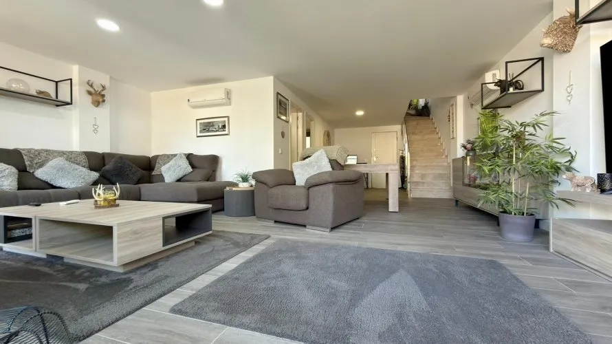 3 bedrooms penthouse for sale, Finestrat, Spain No. 1657 № 25