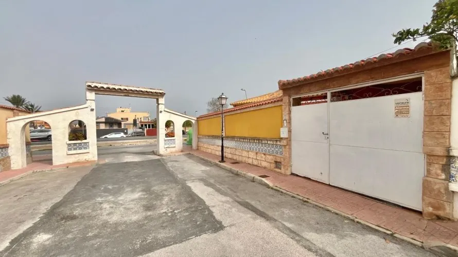 2 bedrooms apartment for sale, Torrevieja, Spain No. 1665 № 7