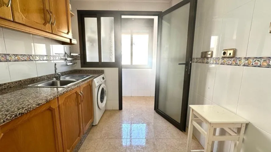 4 bedrooms apartment for sale, Torrevieja, Spain No. 1469 № 15