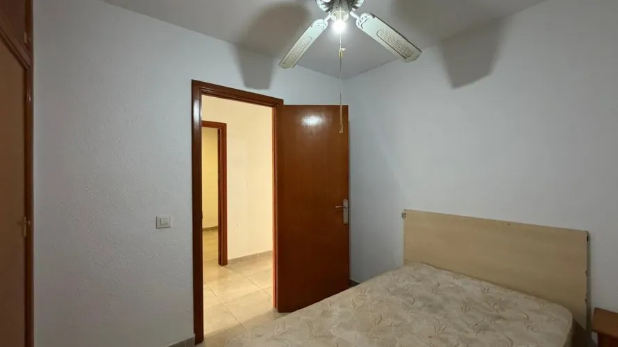 4 bedrooms apartment for sale, Torrevieja, Spain No. 1628 № 12