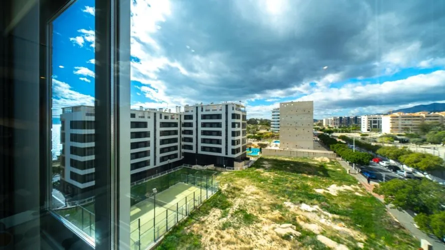 4 bedrooms apartment for sale, Villajoyosa, Spain No. 1645 № 13