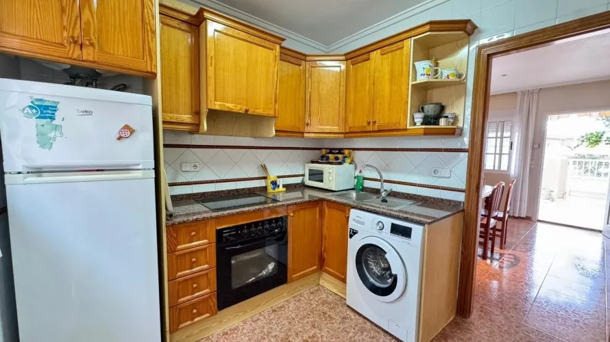 3 bedrooms apartment for sale, Torrevieja, Spain No. 1639 № 1