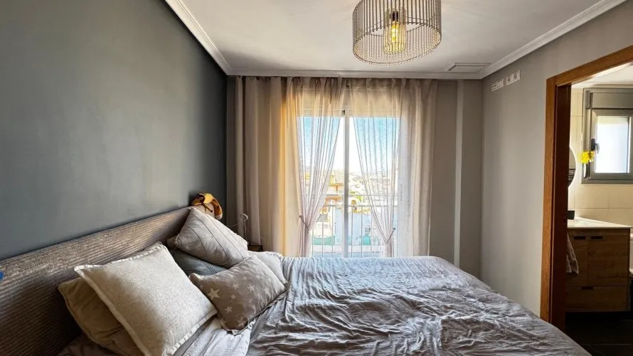 3 bedrooms apartment for sale, Nueva Torrevieja, Spain No. 1880 № 13