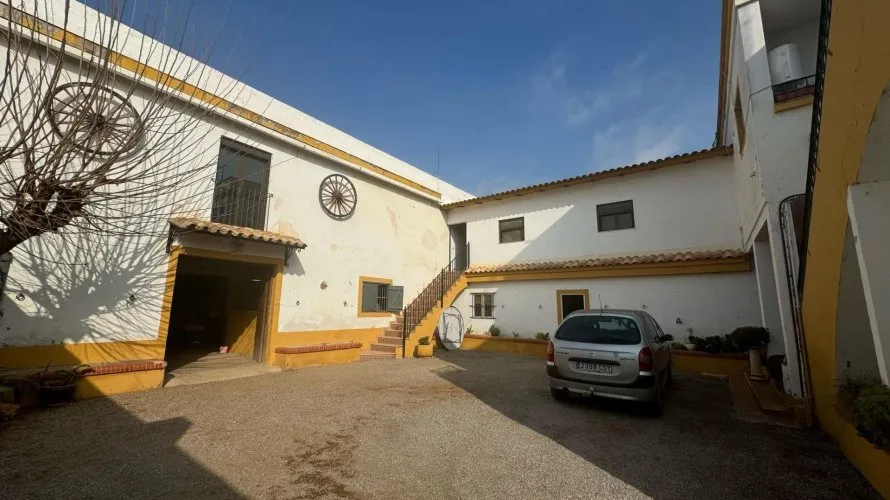 10 bedrooms apartment for sale, Riba-roja de Turia, Spain No. 1828 № 28