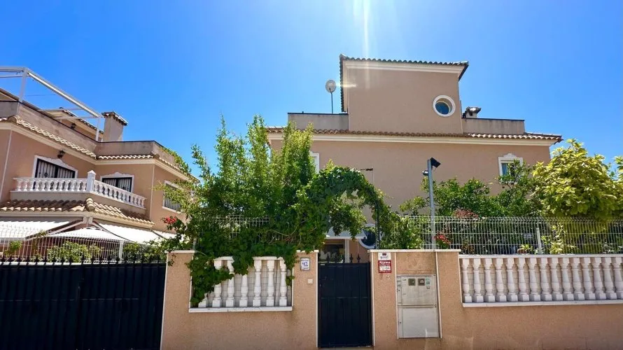 4 bedrooms apartment for sale, La Regia, Spain No. 1871 № 2