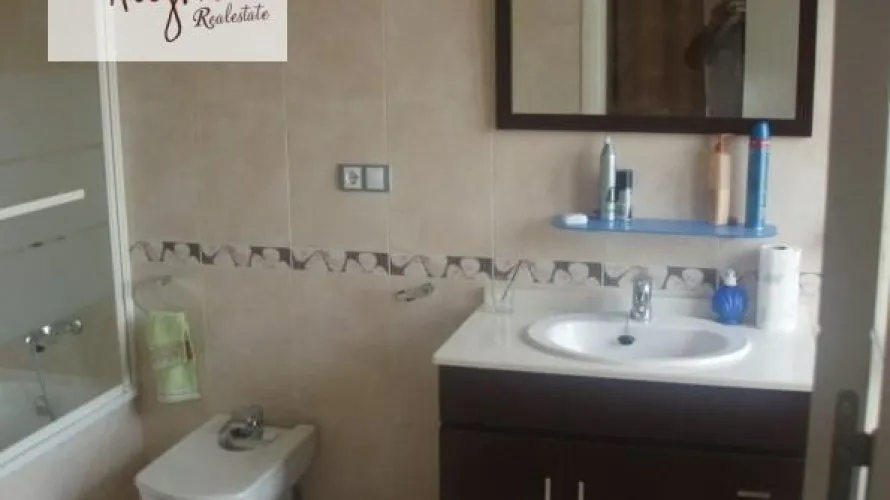 4 bedrooms apartment for sale, L'Eliana, Spain No. 1788