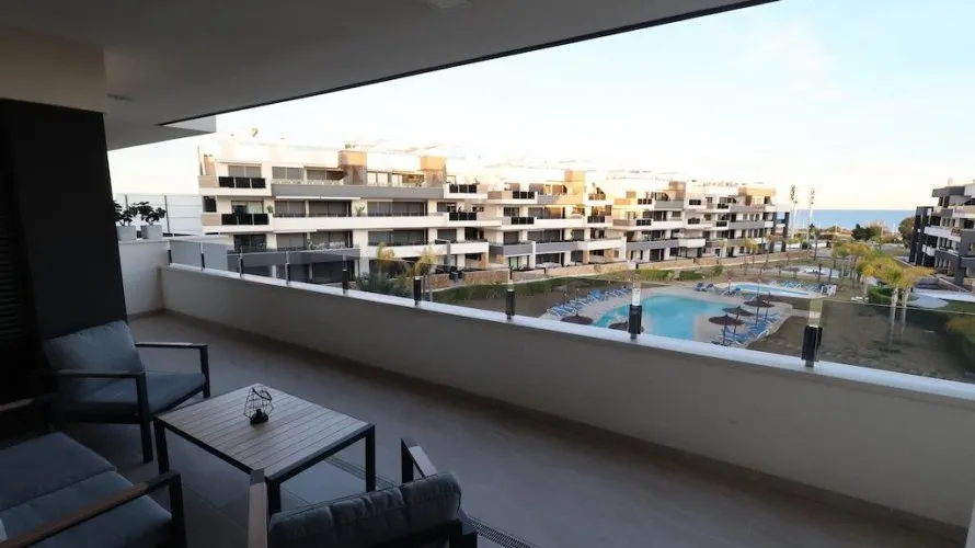 2 bedrooms apartment for sale, Torrevieja, Spain No. 1868 № 4