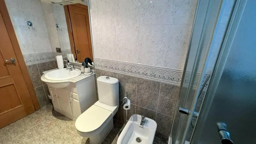4 bedrooms apartment for sale, Manises, Spain No. 1789 № 9