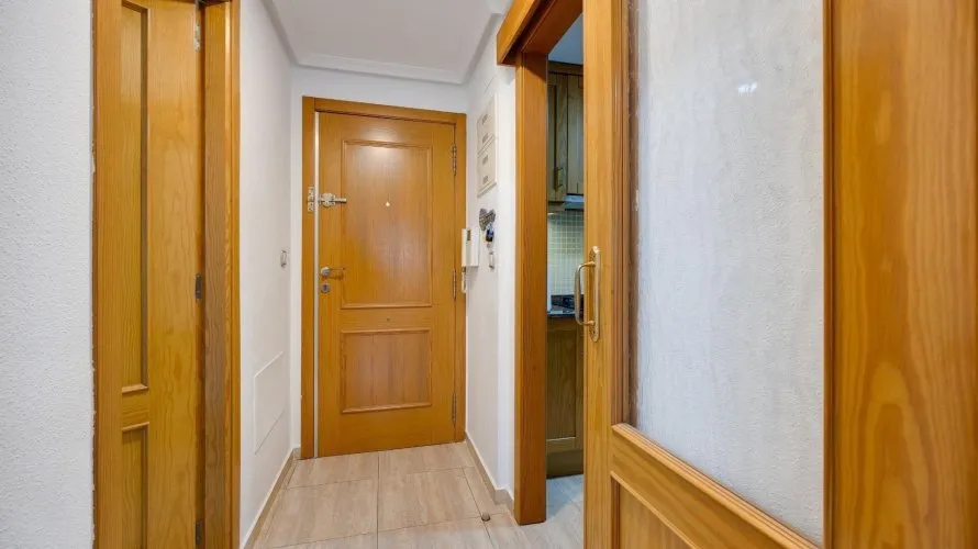 2 bedrooms apartment for sale, Torrevieja, Spain No. 2020 № 17
