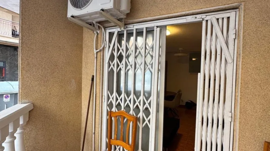3 bedrooms apartment for sale, Torrevieja, Spain No. 2032 № 11