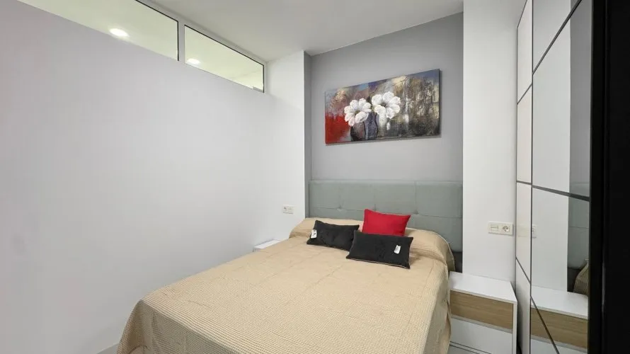 2 bedrooms apartment for sale, Torrevieja, Spain No. 2039 № 15