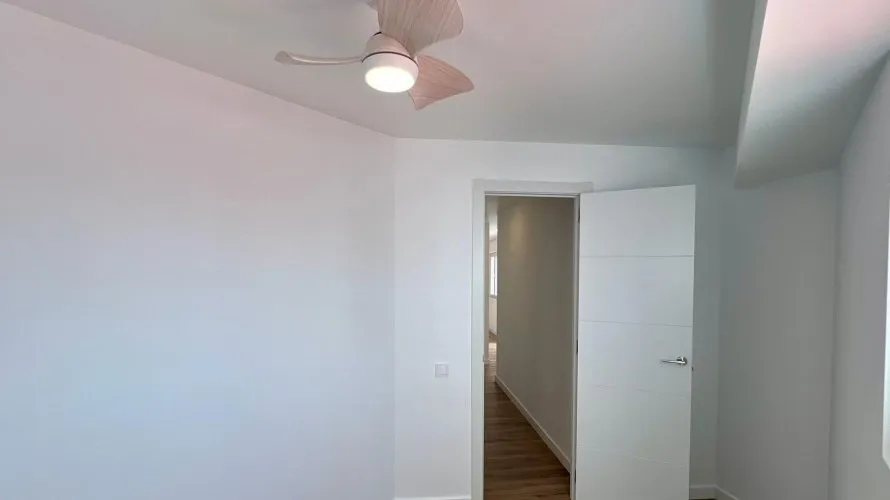 1 bedroom penthouse for sale, Manises, Spain No. 2062 № 6