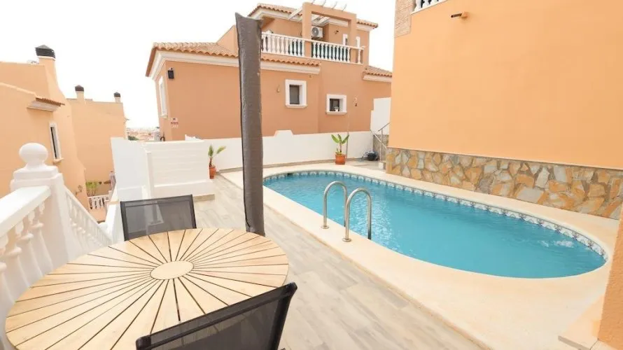 3 bedrooms apartment for sale, Campoamor, Spain No. 2031 № 25