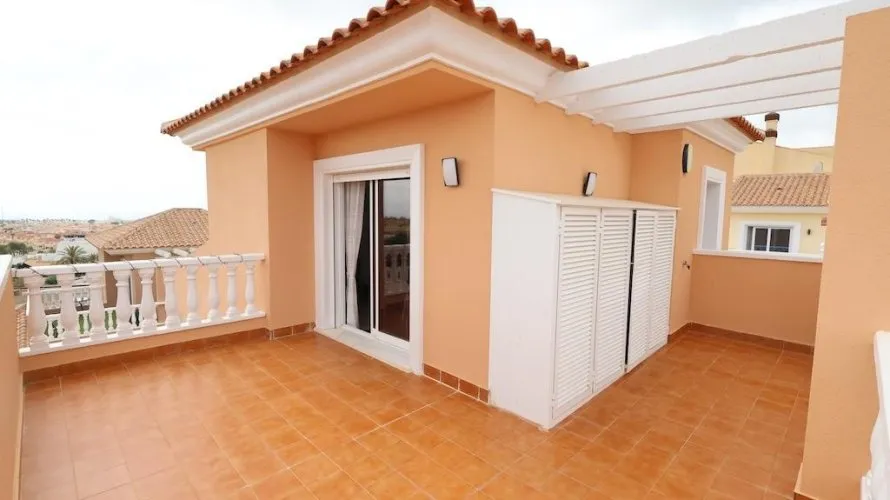 3 bedrooms apartment for sale, Campoamor, Spain No. 2031 № 21