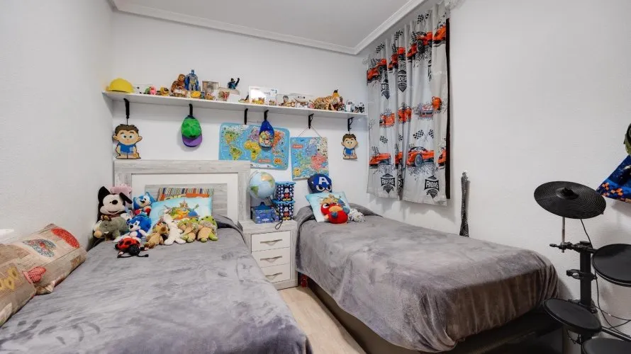 2 bedrooms apartment for sale, Torrevieja, Spain No. 2020 № 9