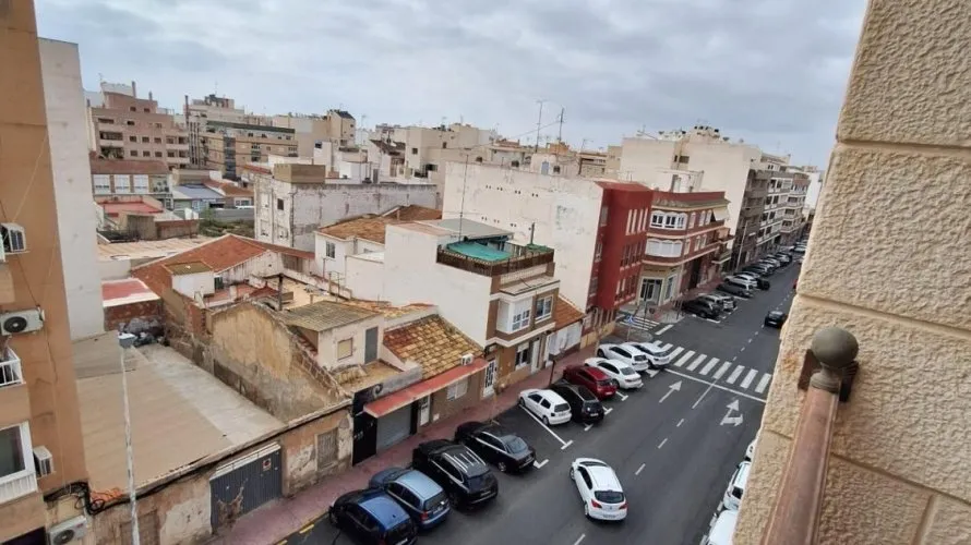 2 bedrooms apartment for sale, Torrevieja, Spain No. 2181 № 11