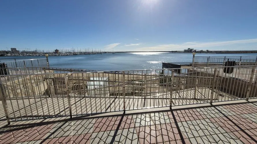 2 bedrooms apartment for sale, Torrevieja, Spain No. 2047