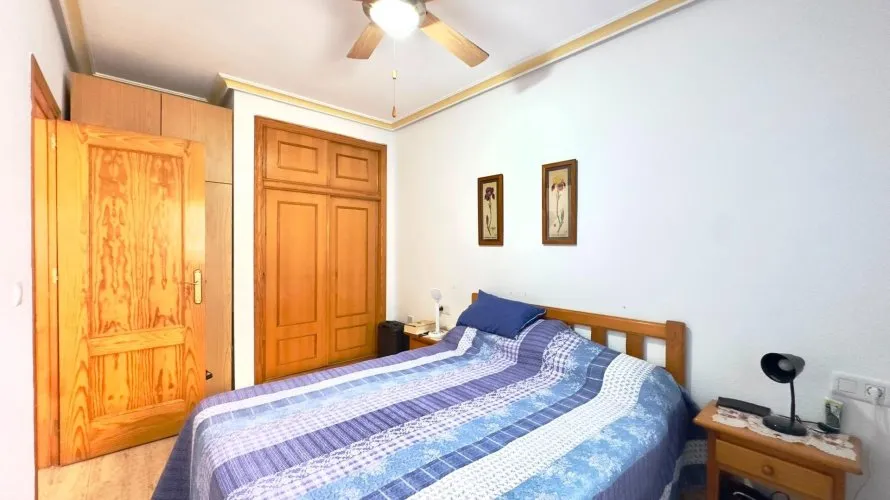 1 bedroom apartment for sale, Torrevieja, Spain No. 2340 № 8