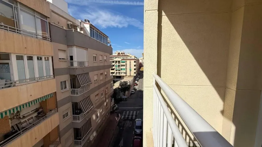 2 bedrooms apartment for sale, Torrevieja, Spain No. 2223 № 2