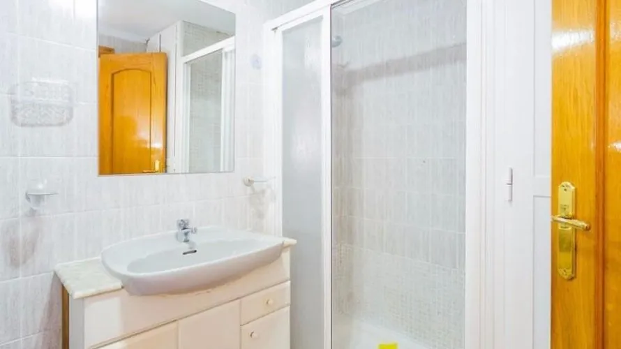 2 bedrooms apartment for sale, Torrevieja, Spain No. 2355 № 3