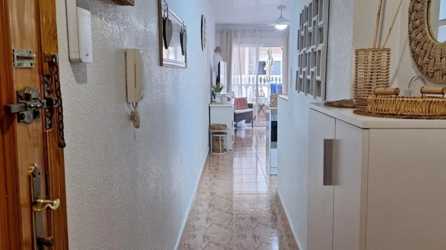 1 bedroom apartment for sale, Torrevieja, Spain No. 2407 № 14