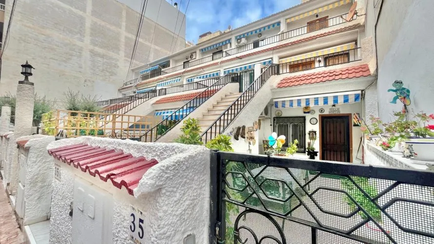 2 bedrooms penthouse for sale, Torrevieja, Spain No. 2341 № 3