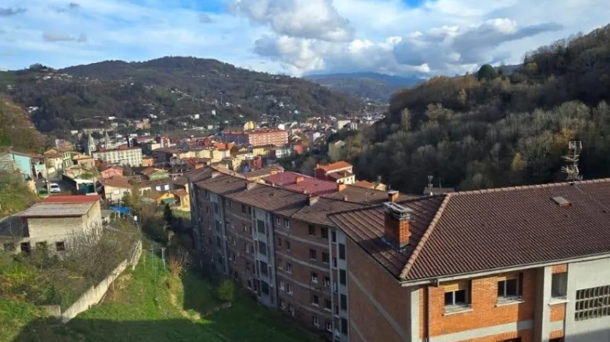 61m² apartment for sale, Langreo, Spain No. 2292 № 2