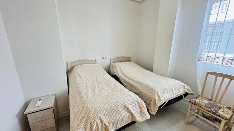 2 bedrooms apartment for sale, Torrevieja, Spain No. 2201 № 14