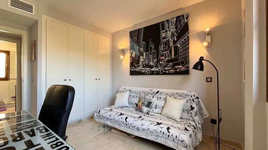 1 bedroom apartment for sale, Torrevieja, Spain No. 2145 № 21