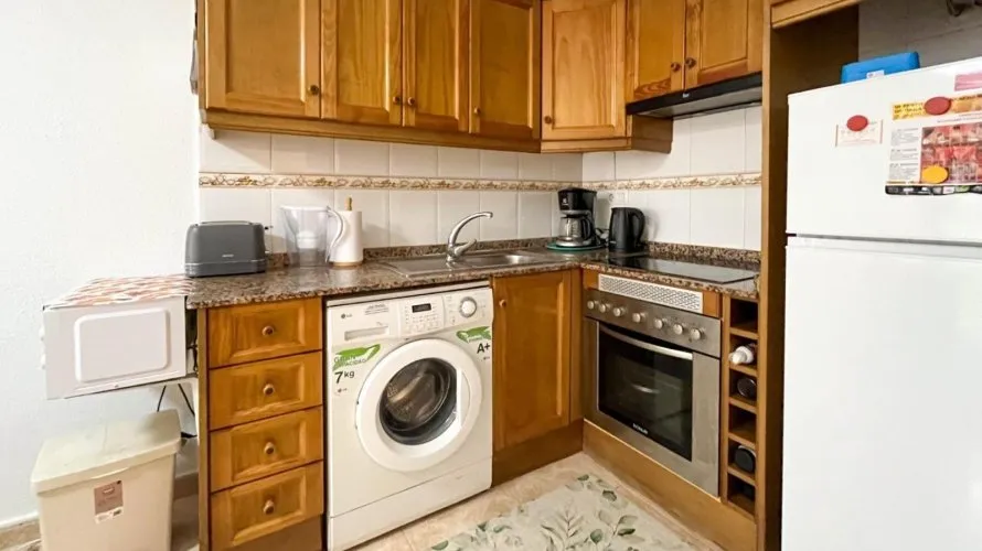 1 bedroom apartment for sale, Torrevieja, Spain No. 2361 № 20