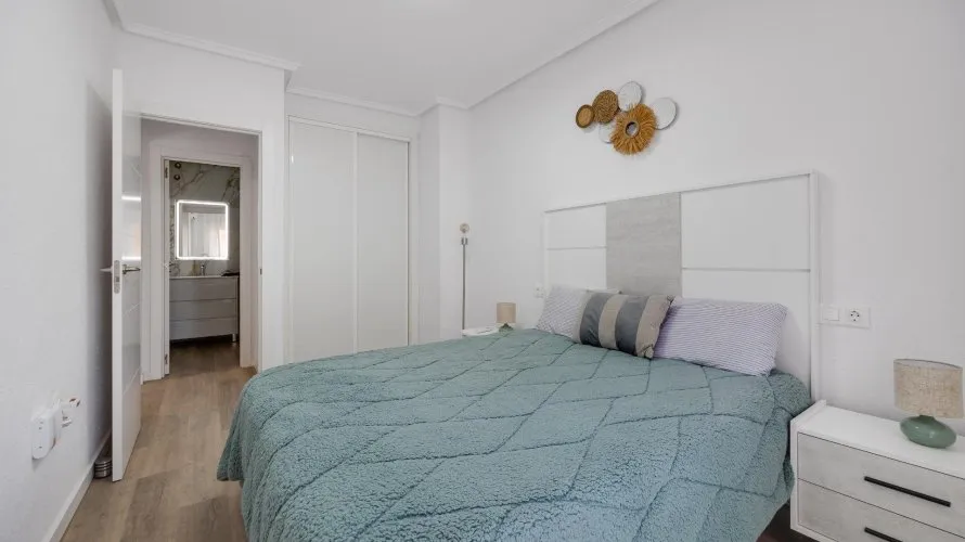 54m² apartment for sale, Torrevieja, Spain No. 2246 № 17