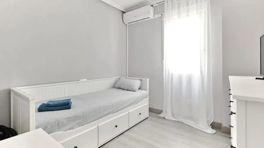 75m² apartment for sale, Torrevieja, Spain No. 2009 № 24