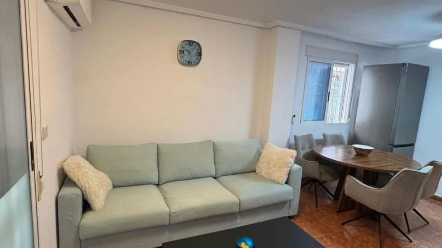 3 bedrooms apartment for sale, Torrevieja, Spain No. 2032 № 1