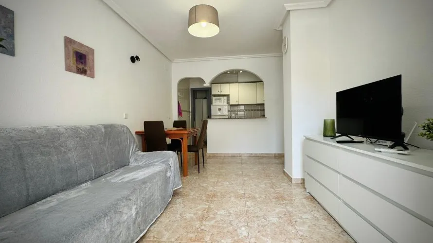 1 bedroom apartment for sale, Torrevieja, Spain No. 2369 № 11