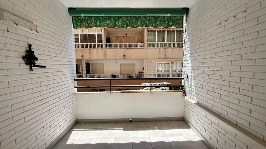 2 bedrooms apartment for sale, Torrevieja, Spain No. 2322 № 23