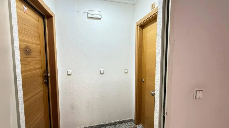 1 bedroom apartment for sale, Torrevieja, Spain No. 2190 № 1