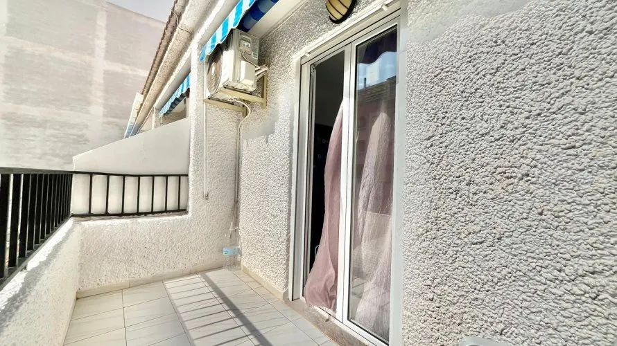 2 bedrooms penthouse for sale, Torrevieja, Spain No. 2341 № 5