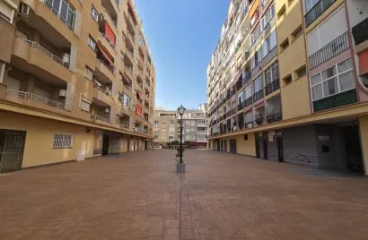 3 bedrooms apartment for sale, Torrevieja, Spain No. 2376